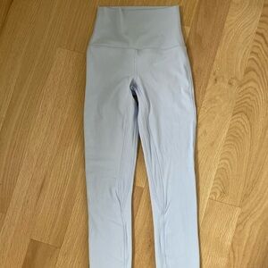 LULULEMON HIGH RISE LEGGINGS Size 0 Lilac
